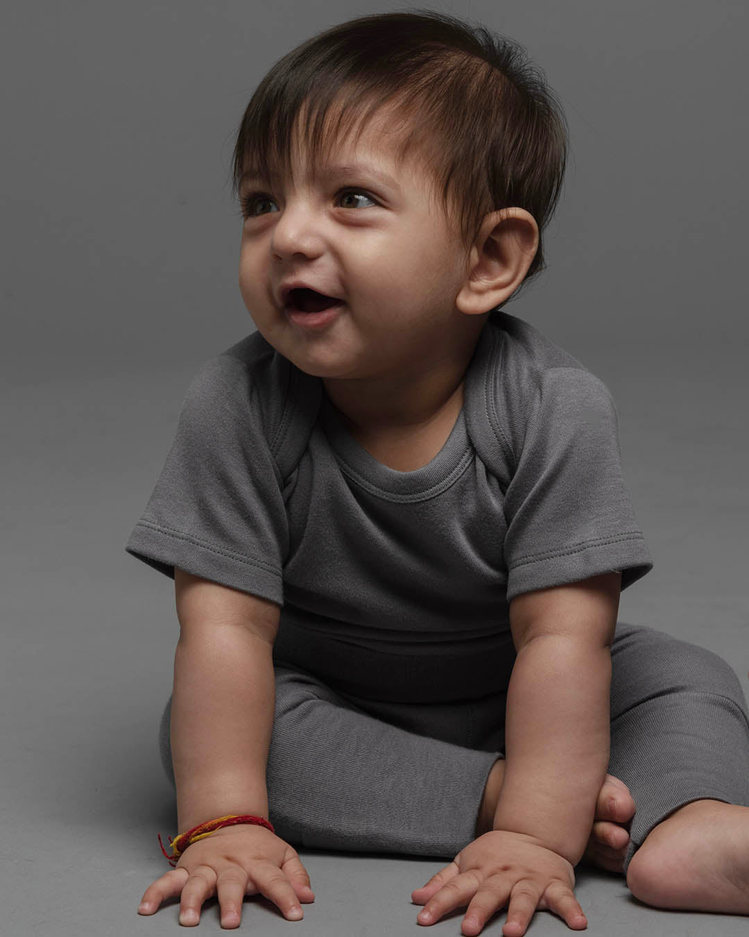Twinset in Neutral Grey