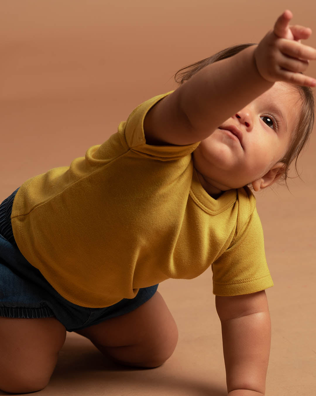 T-shirt in Mustard