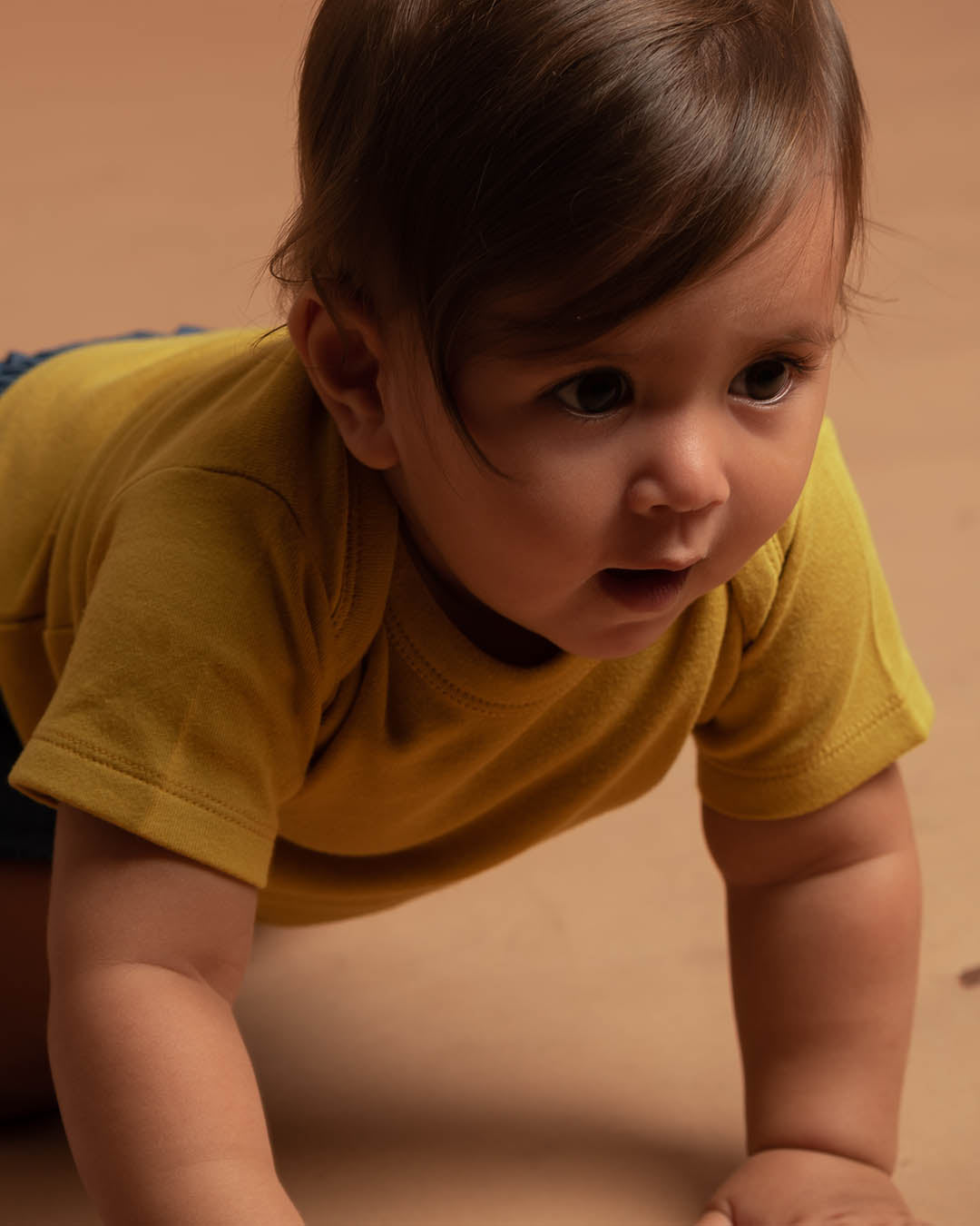 T-shirt in Mustard