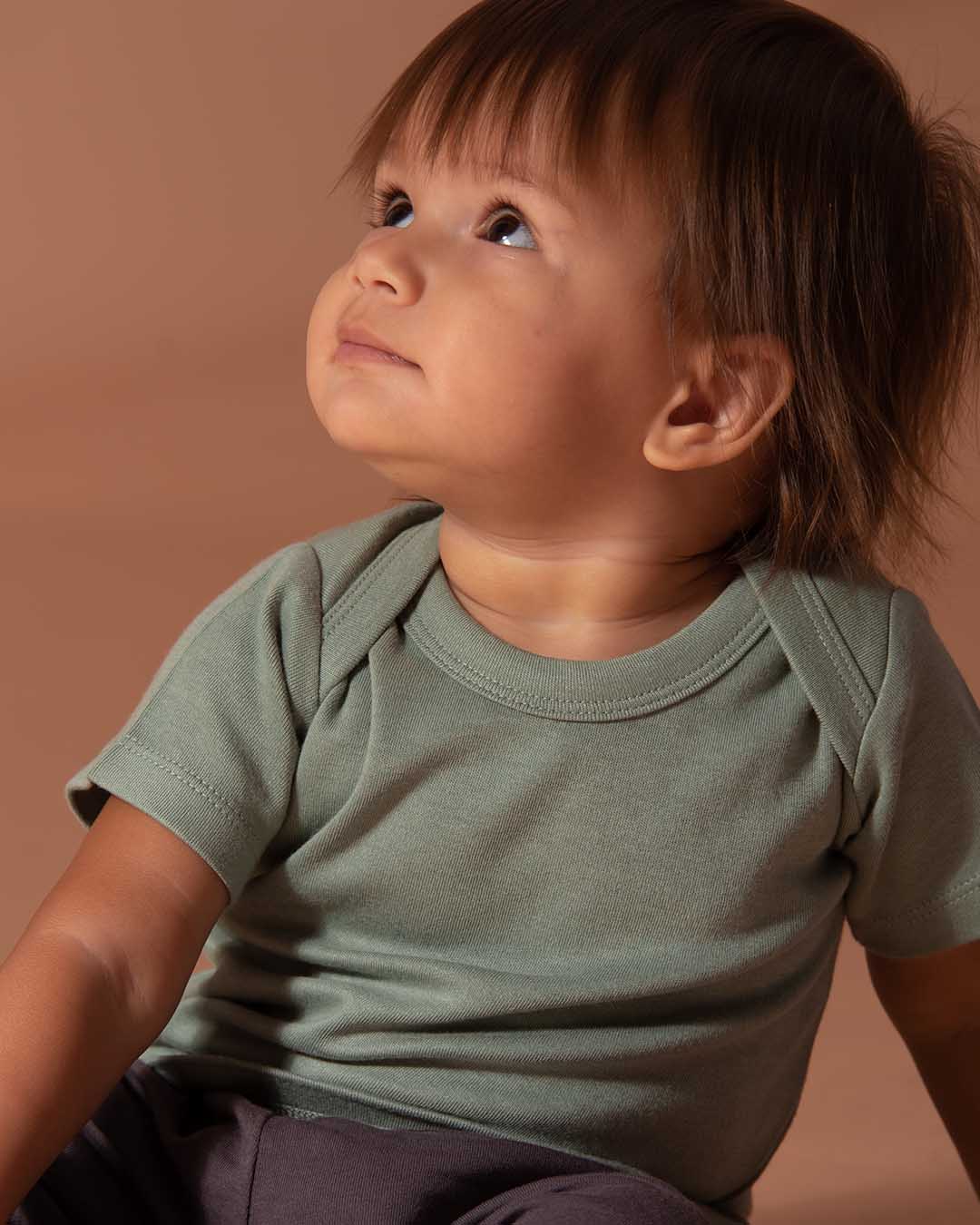 T-shirt in Sage Green