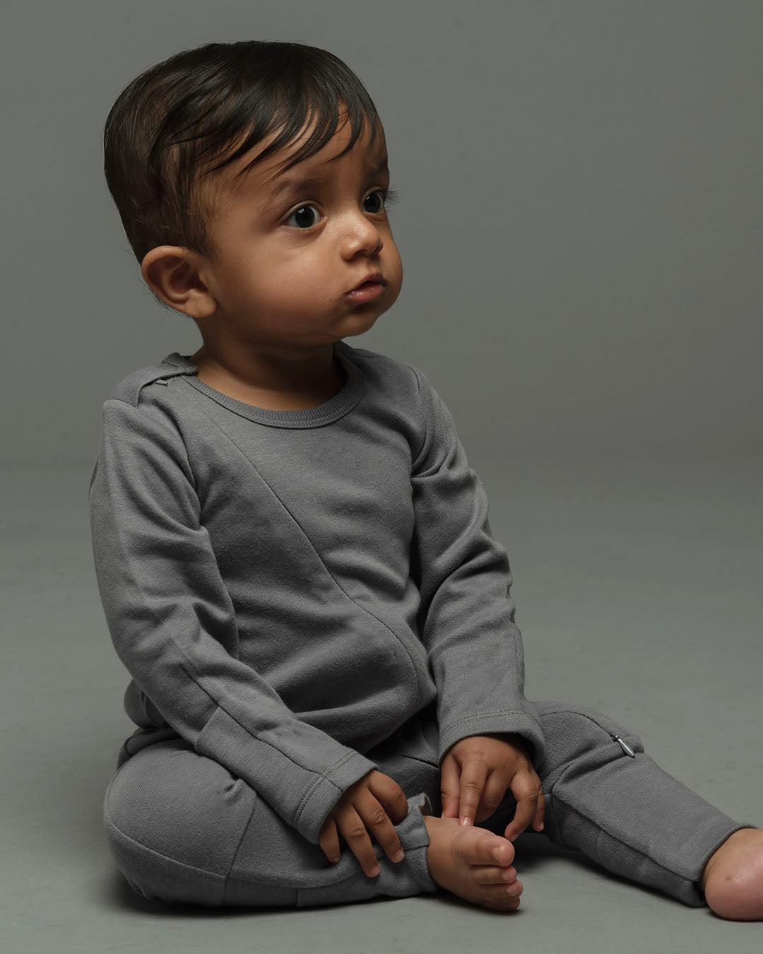 Sleepsuit in Neutral Grey